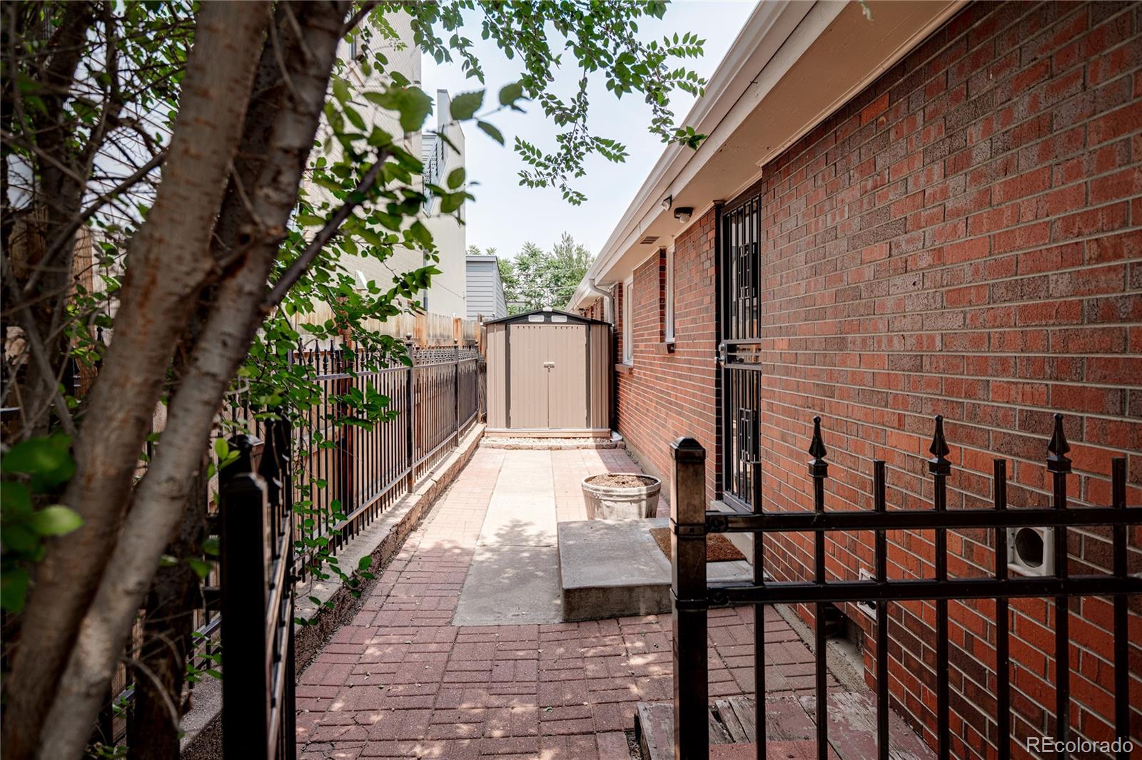 MLS Image #28 for 2611 w 26th avenue,denver, Colorado