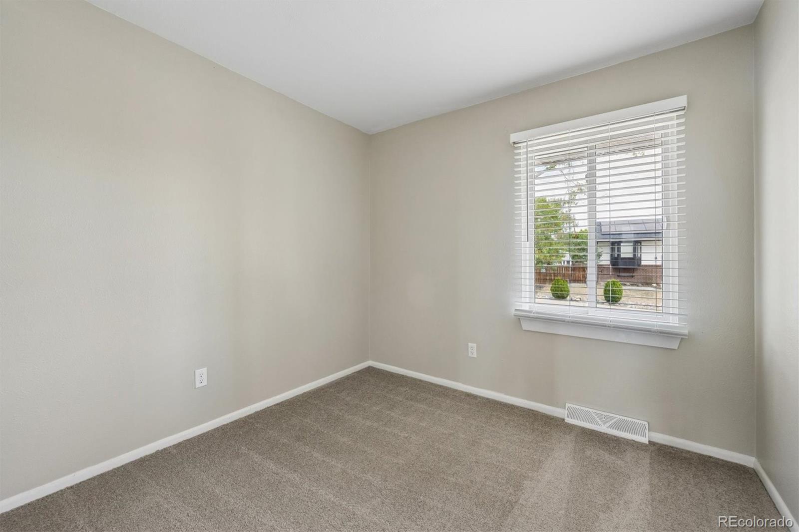 MLS Image #12 for 546  leona drive,denver, Colorado