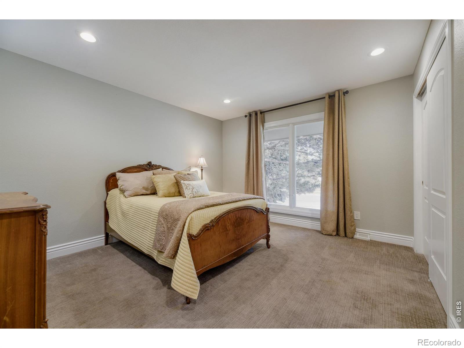 MLS Image #18 for 4137 s sheridan boulevard,denver, Colorado