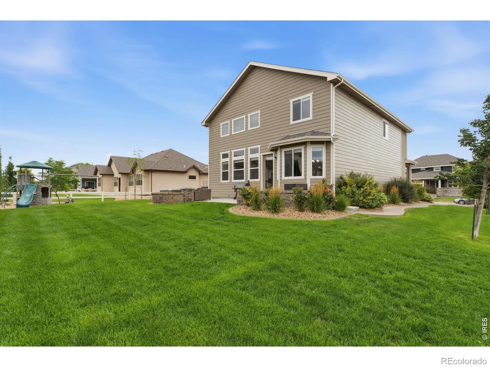 MLS Image #3 for 1652  pioneer place,eaton, Colorado