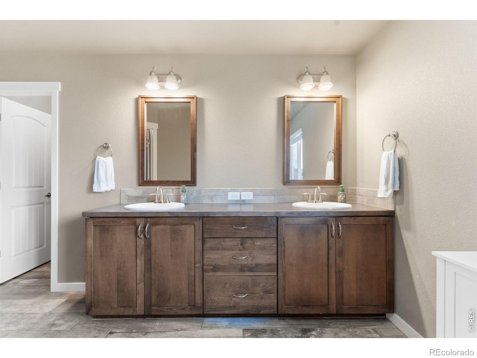 MLS Image #39 for 1652  pioneer place,eaton, Colorado
