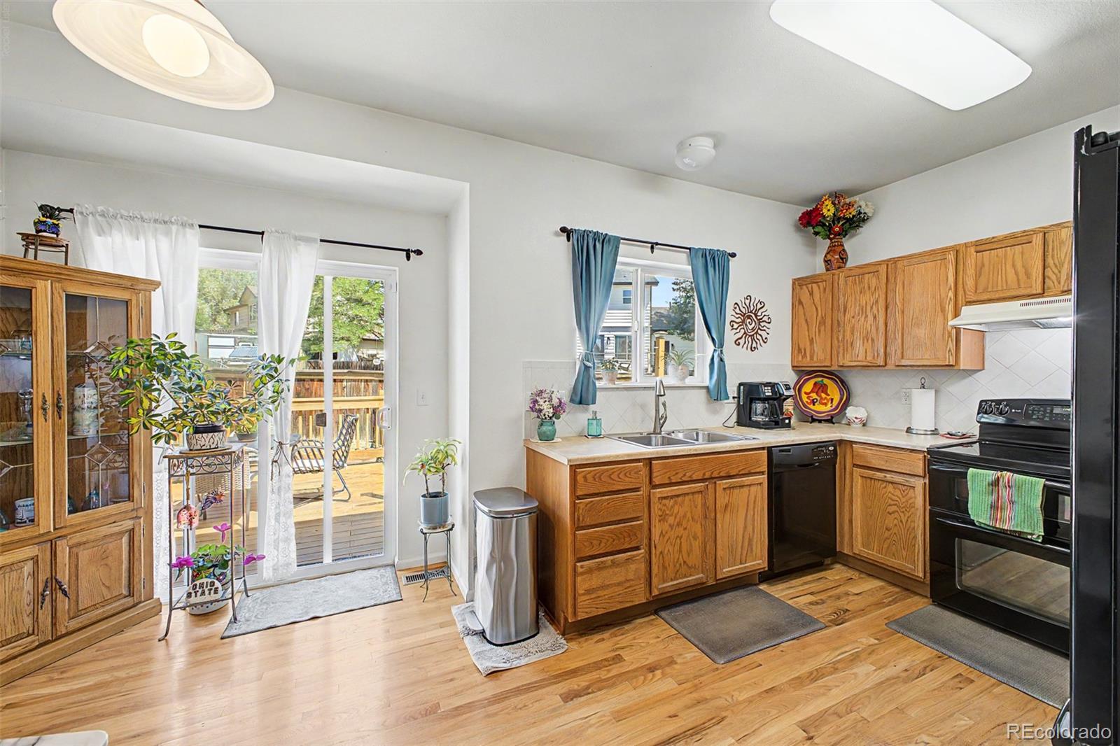 MLS Image #11 for 409  dee road,johnstown, Colorado