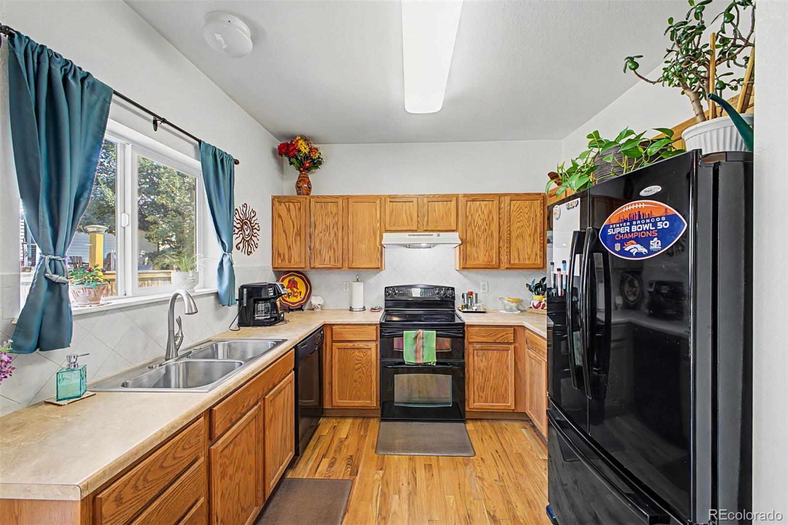 MLS Image #12 for 409  dee road,johnstown, Colorado