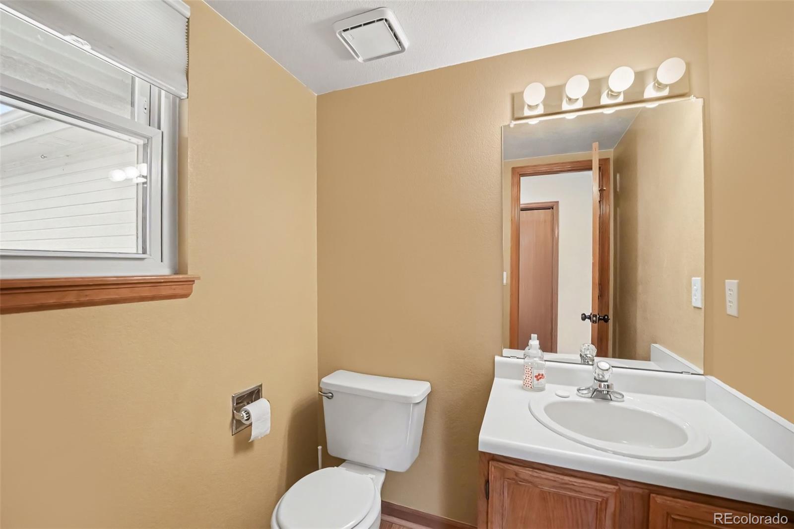 MLS Image #13 for 10478 w 82nd place,arvada, Colorado