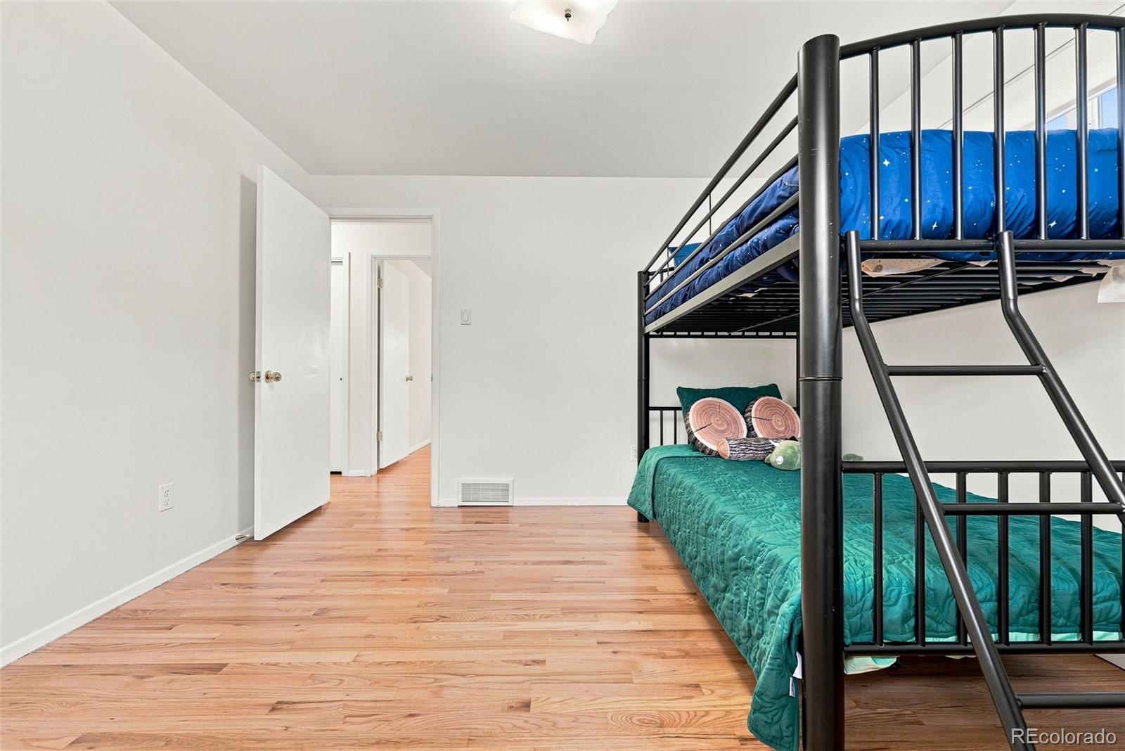 MLS Image #17 for 8665 w 21st avenue,denver, Colorado