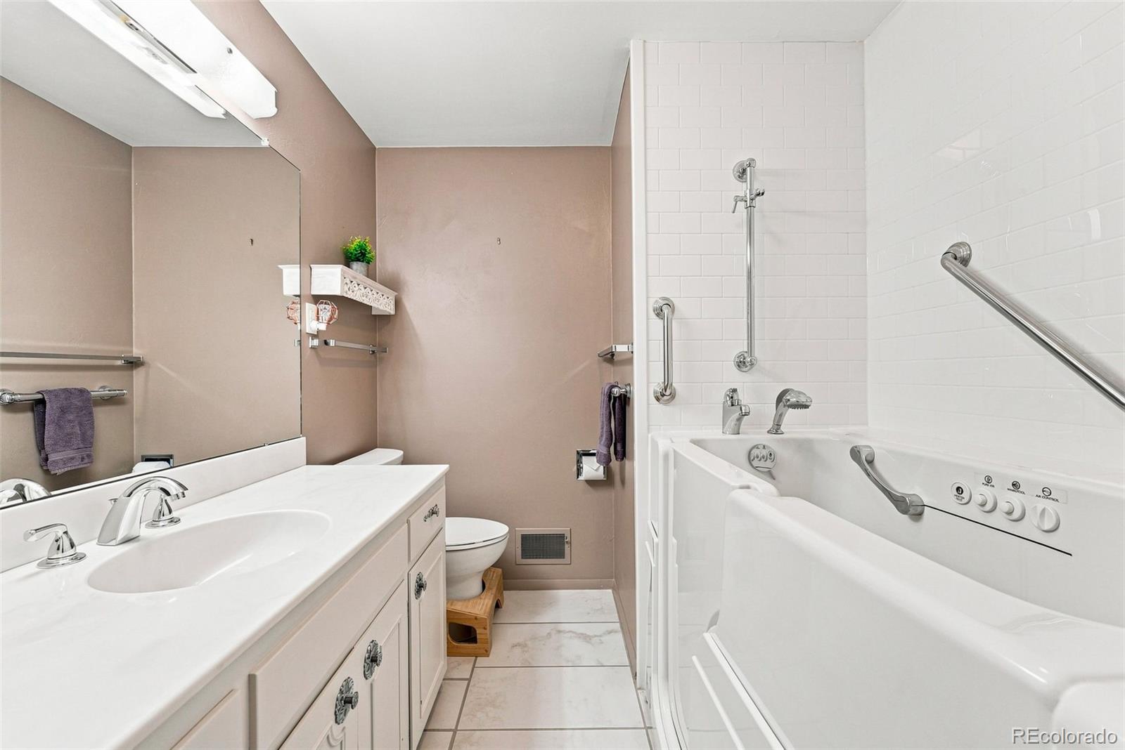 MLS Image #21 for 8665 w 21st avenue,denver, Colorado