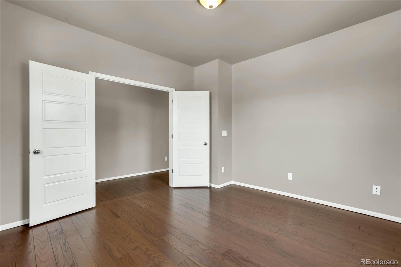 MLS Image #2 for 22426 e layton circle,aurora, Colorado