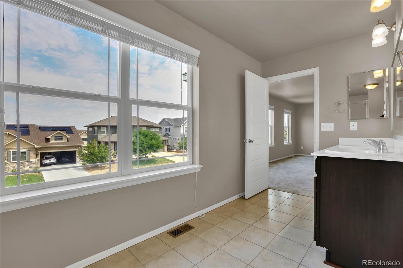 MLS Image #20 for 22426 e layton circle,aurora, Colorado