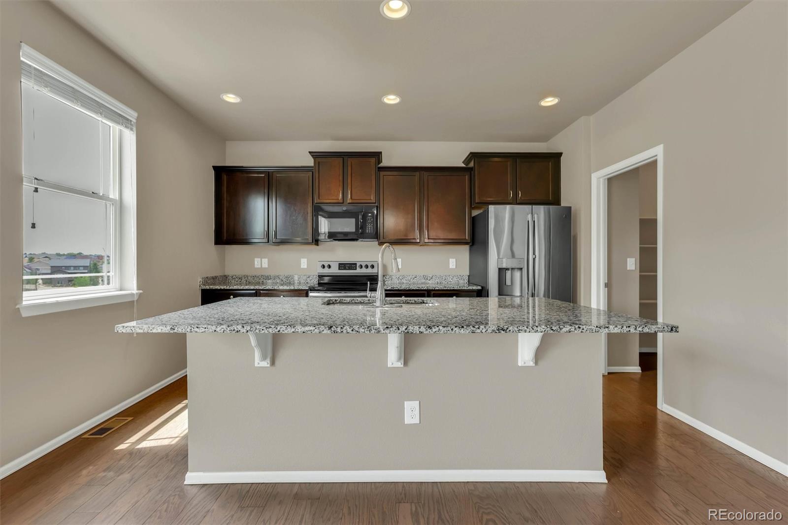 MLS Image #7 for 22426 e layton circle,aurora, Colorado