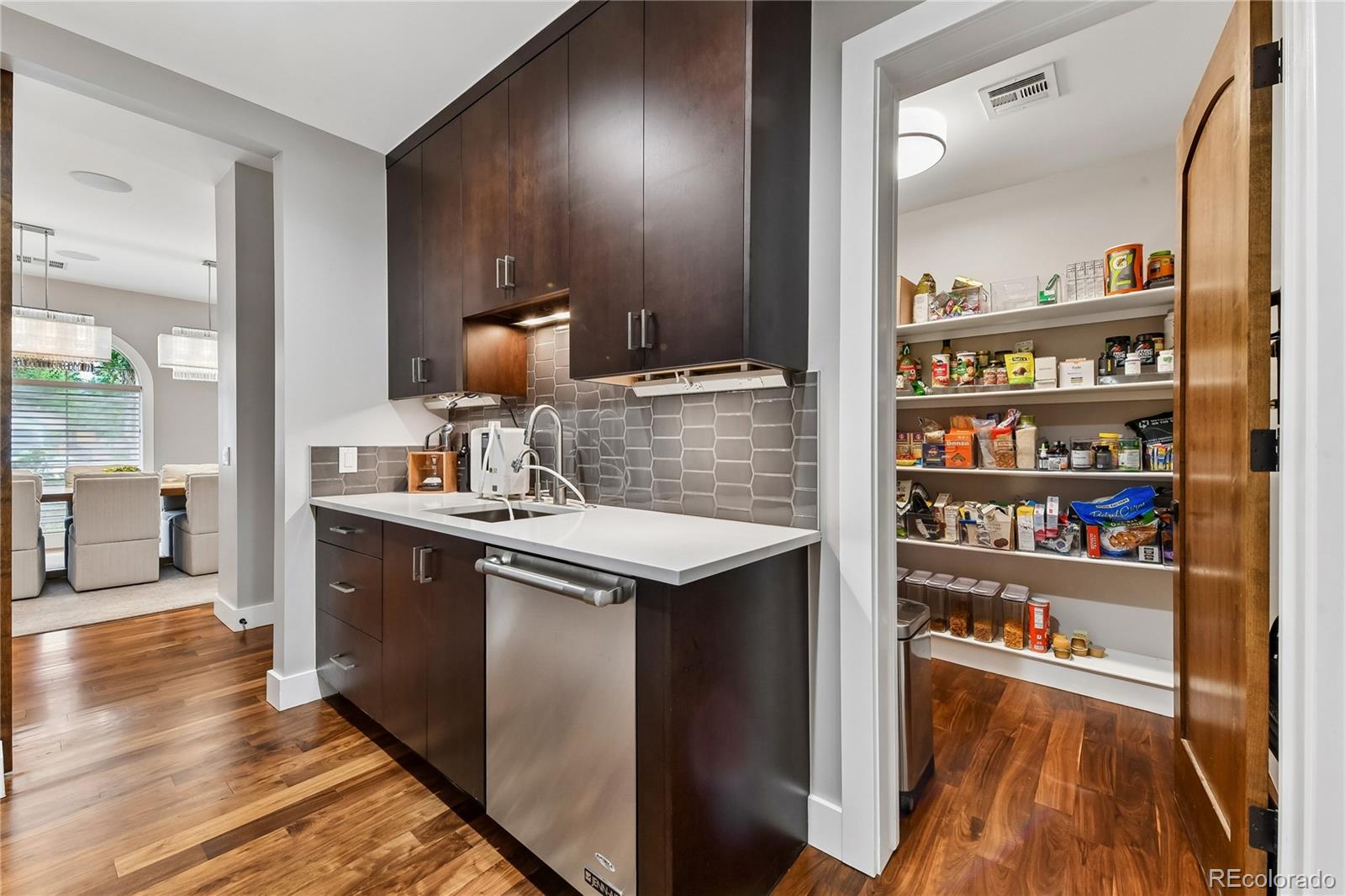 MLS Image #10 for 771  jasmine street,denver, Colorado