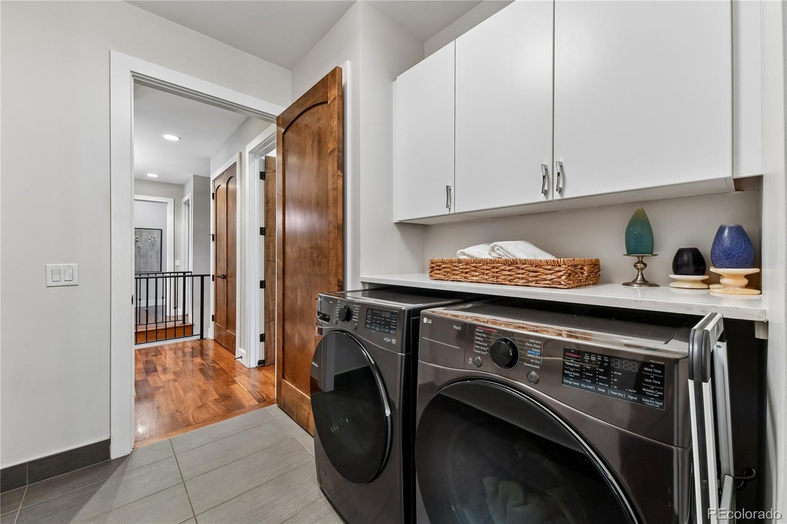 MLS Image #21 for 771  jasmine street,denver, Colorado