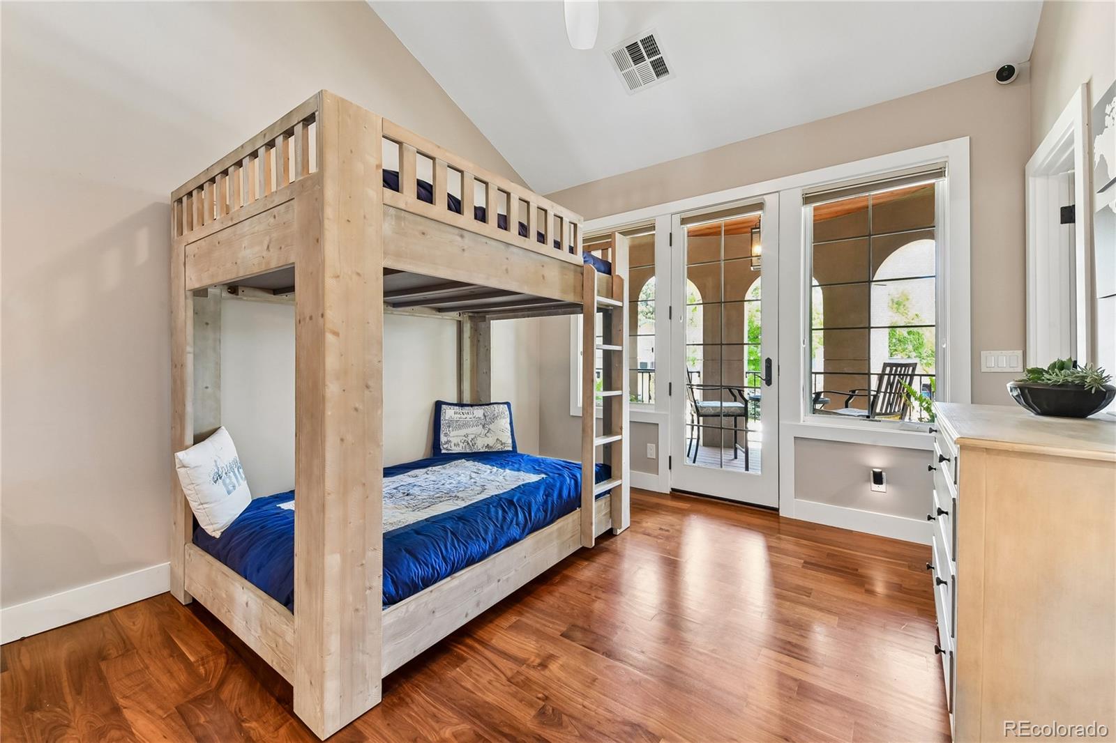 MLS Image #24 for 771  jasmine street,denver, Colorado