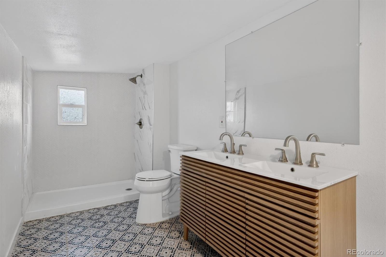 MLS Image #21 for 137  hazel court,denver, Colorado