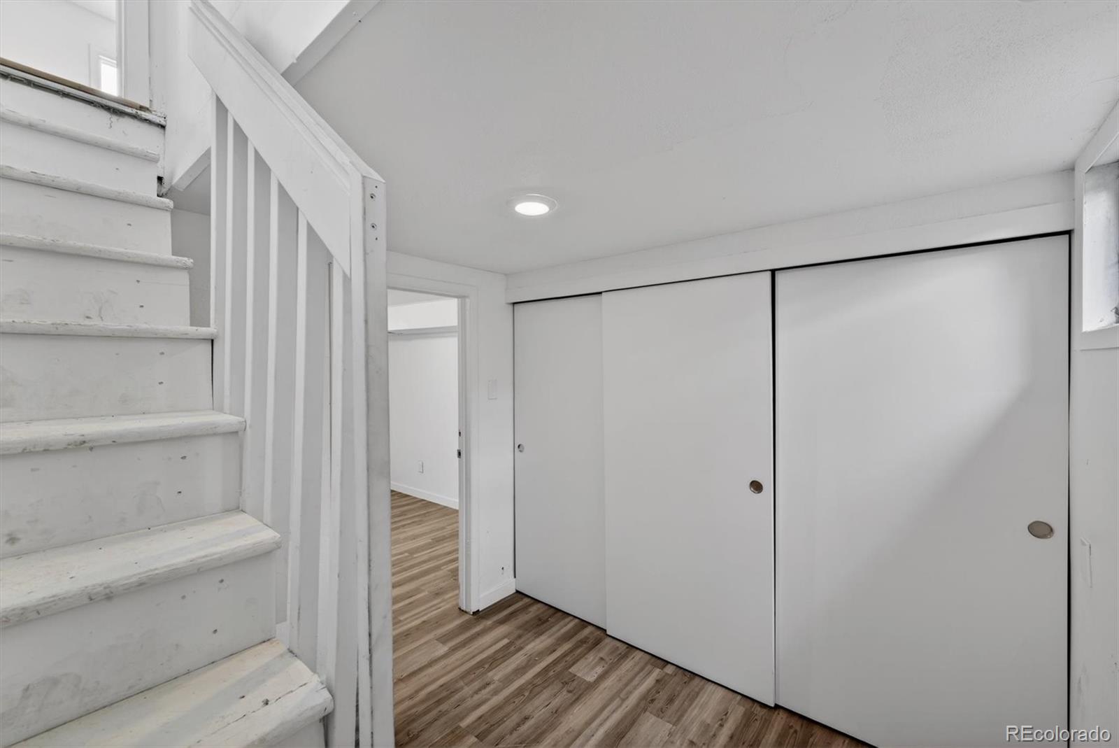 MLS Image #23 for 137  hazel court,denver, Colorado