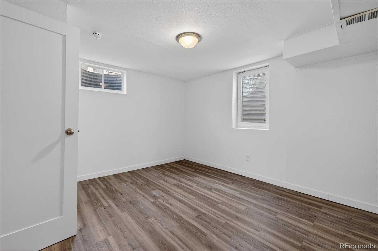 MLS Image #25 for 137  hazel court,denver, Colorado