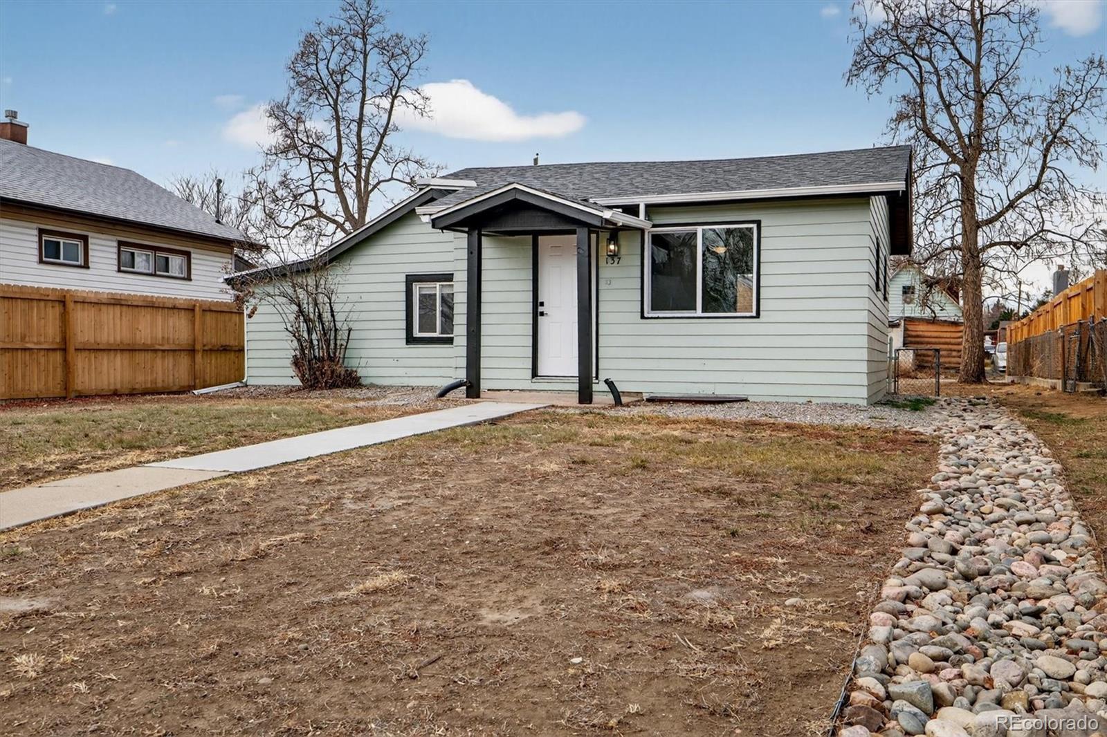 MLS Image #3 for 137  hazel court,denver, Colorado