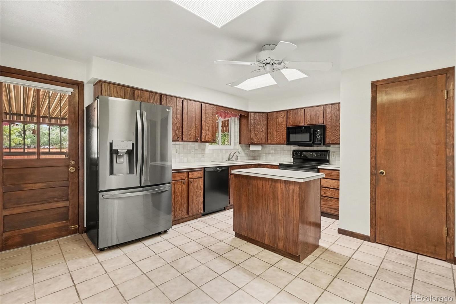 MLS Image #11 for 12503 e exposition avenue,aurora, Colorado