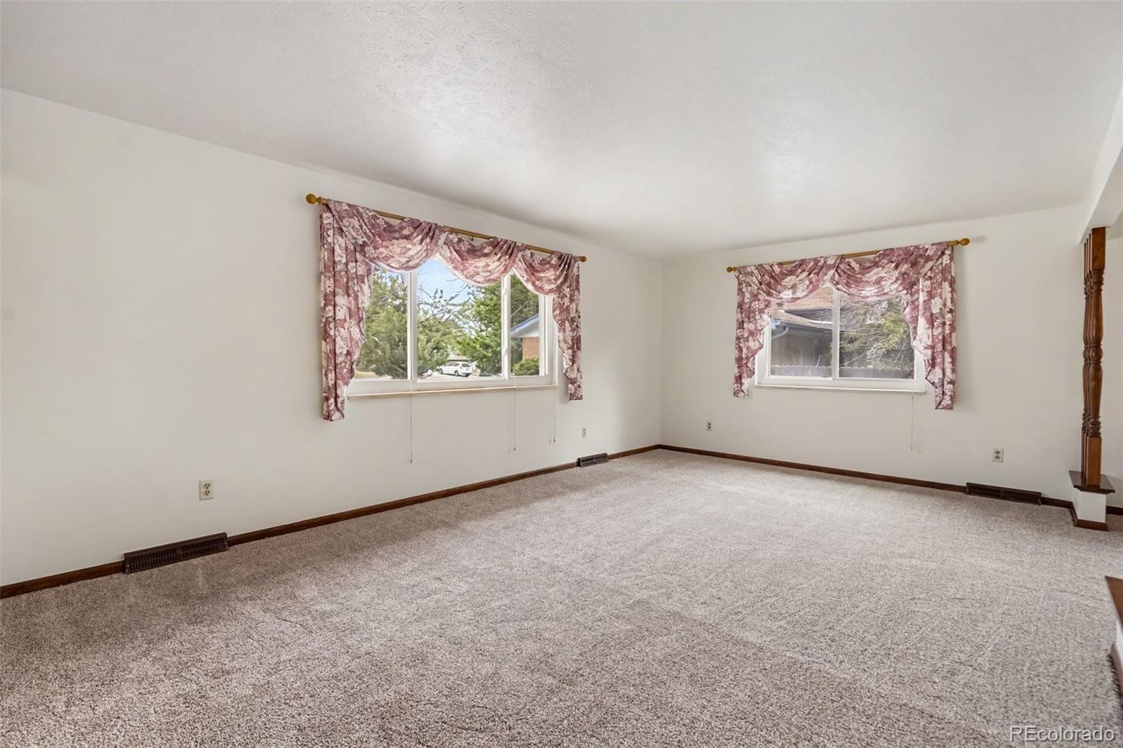 MLS Image #4 for 12503 e exposition avenue,aurora, Colorado