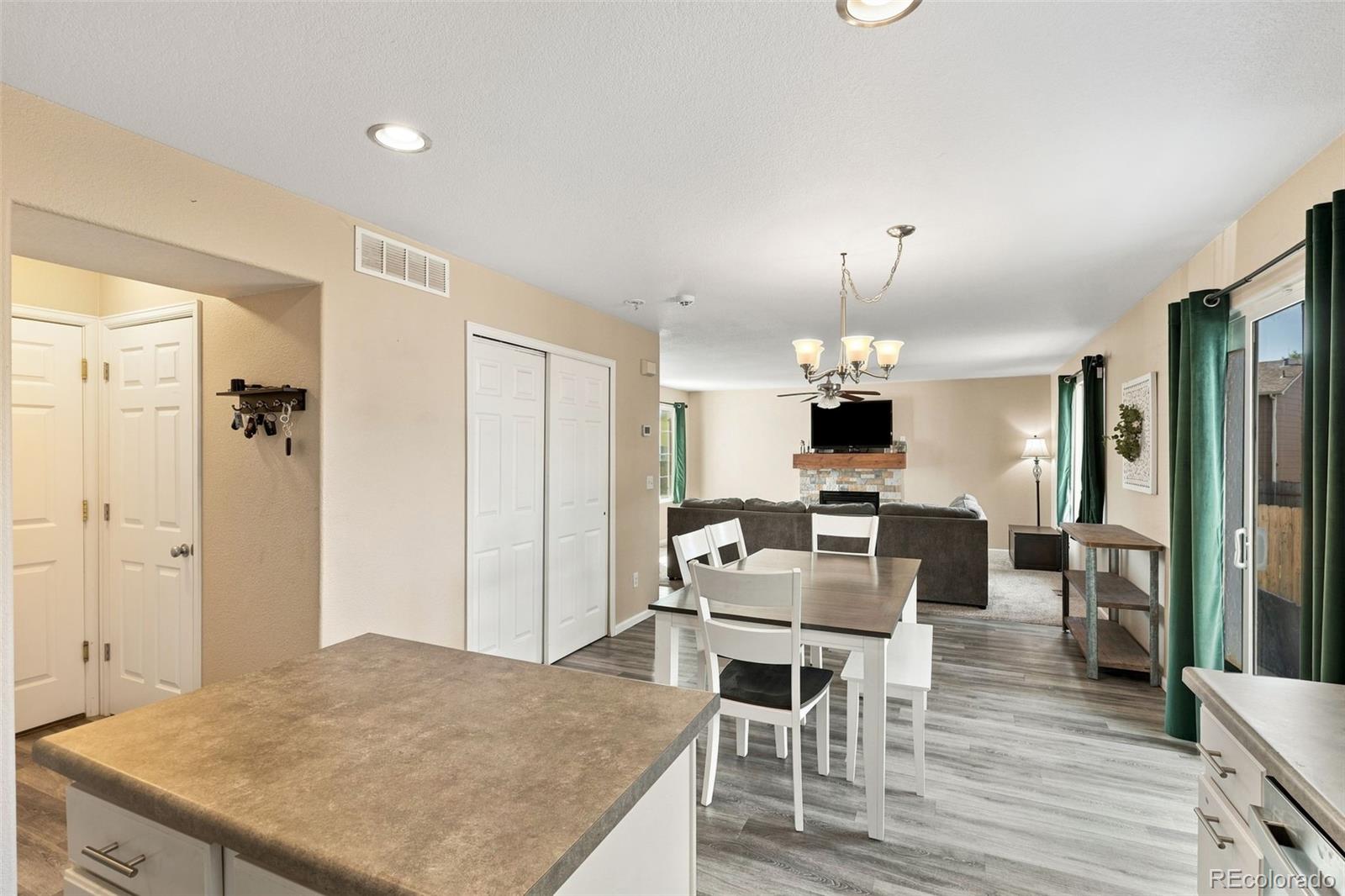 MLS Image #10 for 10964  tidal run circle,fountain, Colorado