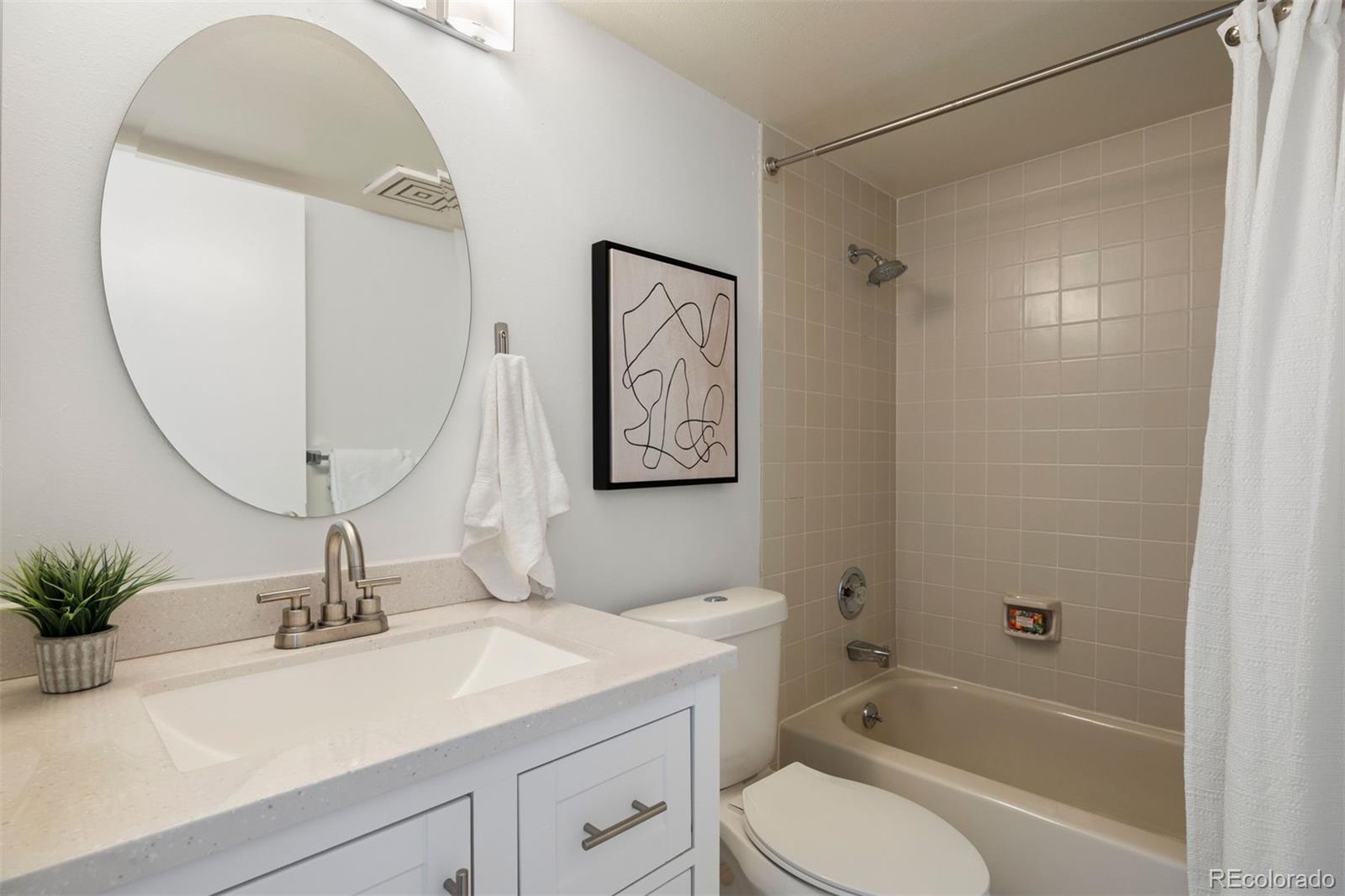 MLS Image #14 for 5955 e 10th avenue,denver, Colorado