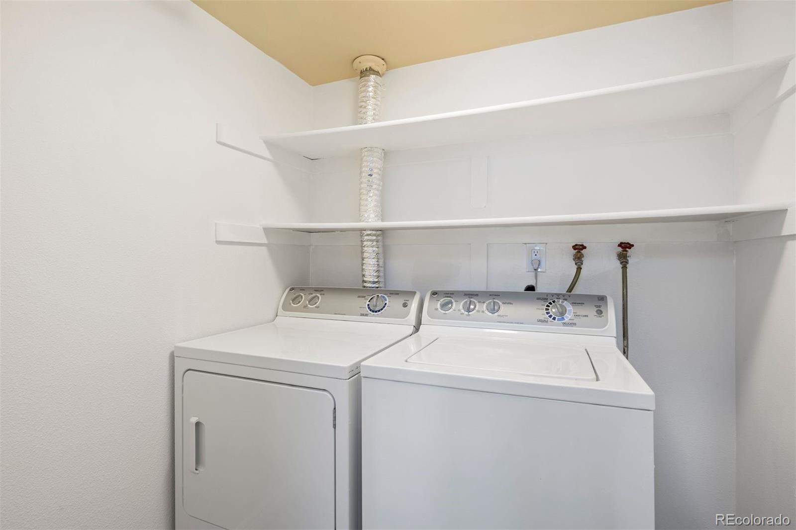 MLS Image #22 for 5955 e 10th avenue,denver, Colorado
