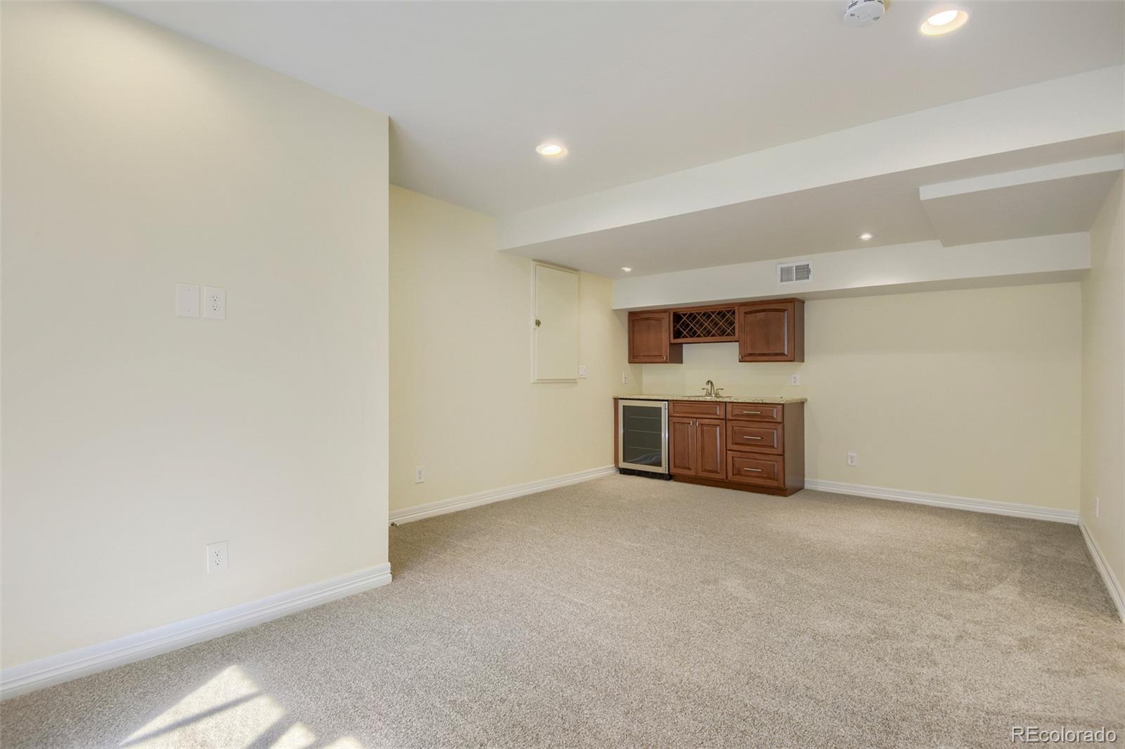 MLS Image #10 for 411  steele street ,denver, Colorado