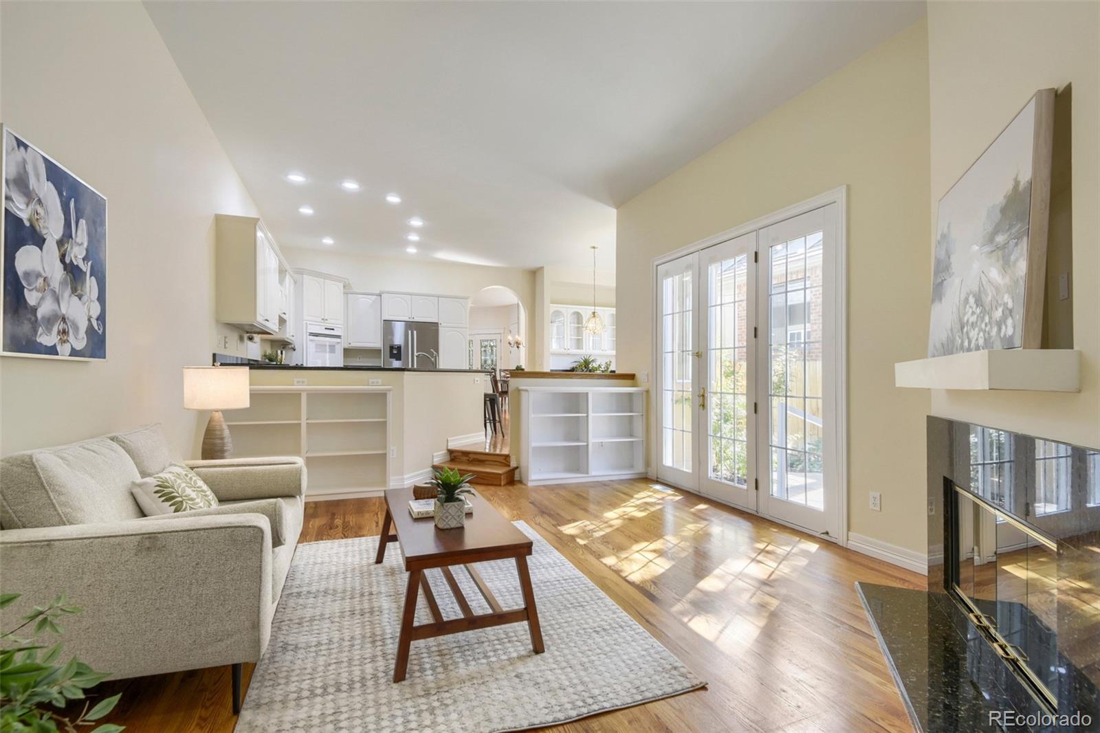 MLS Image #5 for 411  steele street ,denver, Colorado