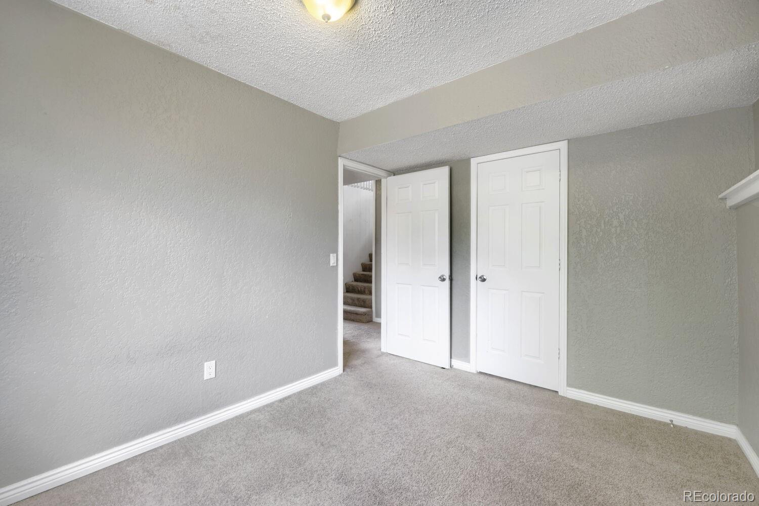 MLS Image #10 for 7530  hilltop circle,denver, Colorado