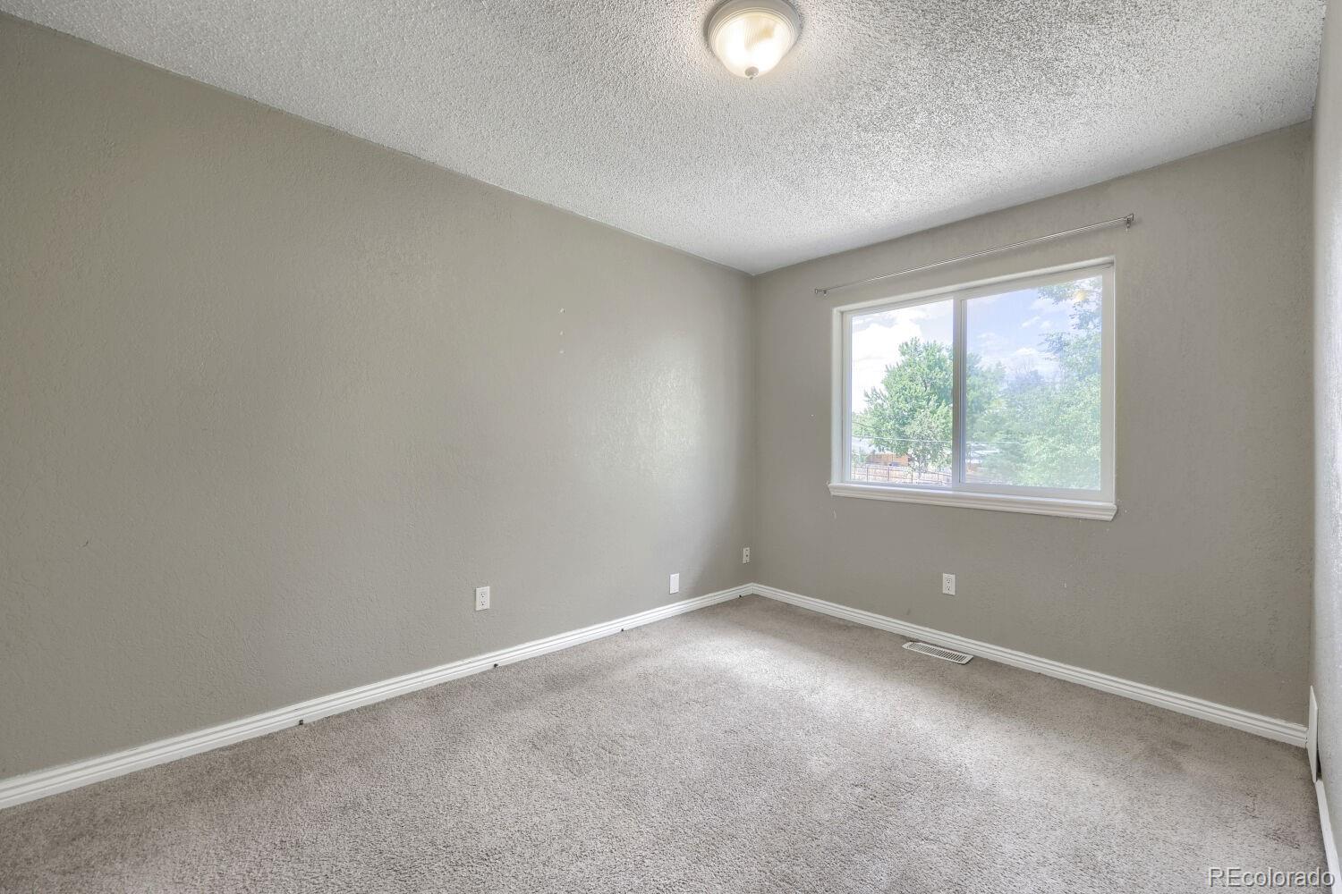 MLS Image #15 for 7530  hilltop circle,denver, Colorado