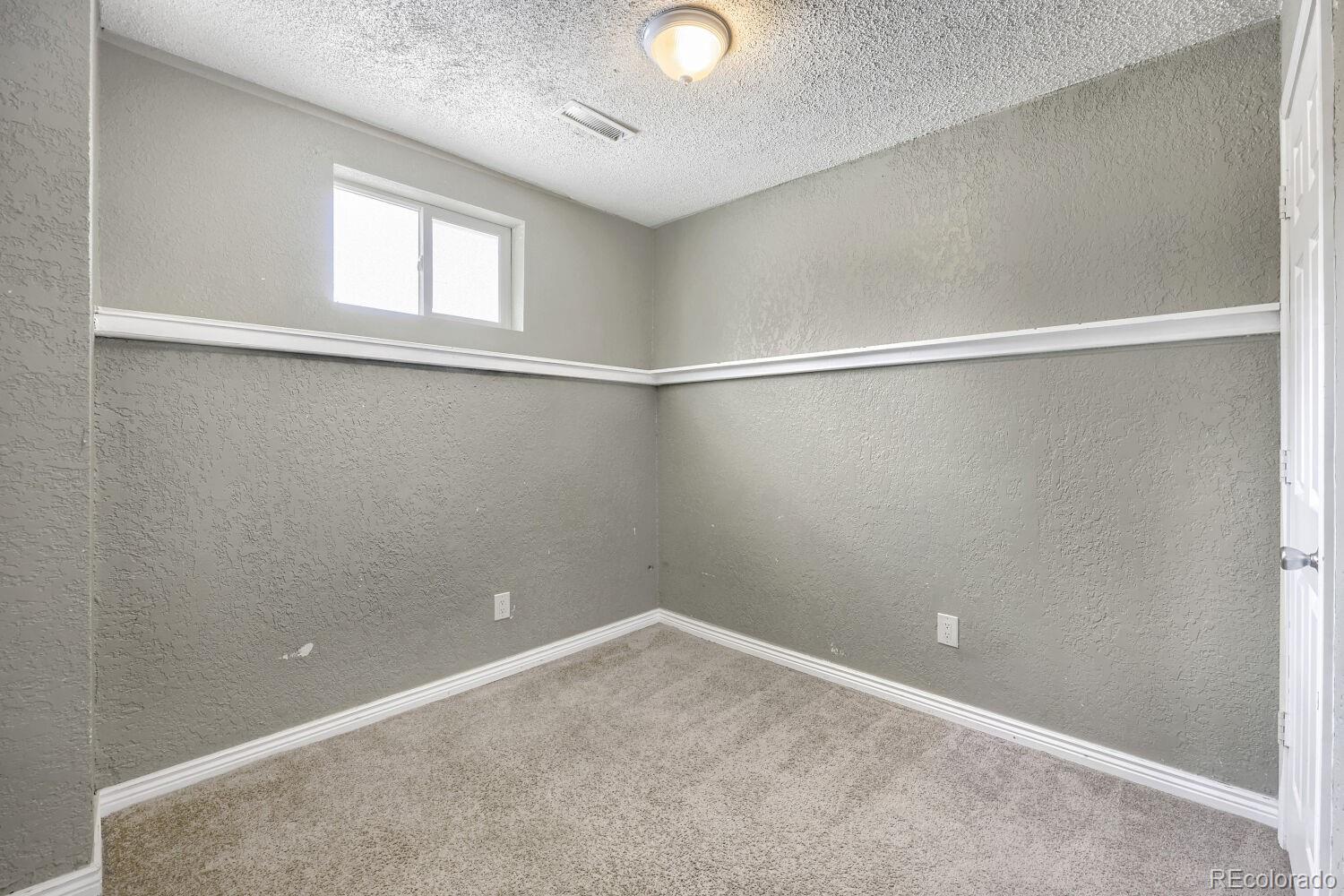 MLS Image #18 for 7530  hilltop circle,denver, Colorado