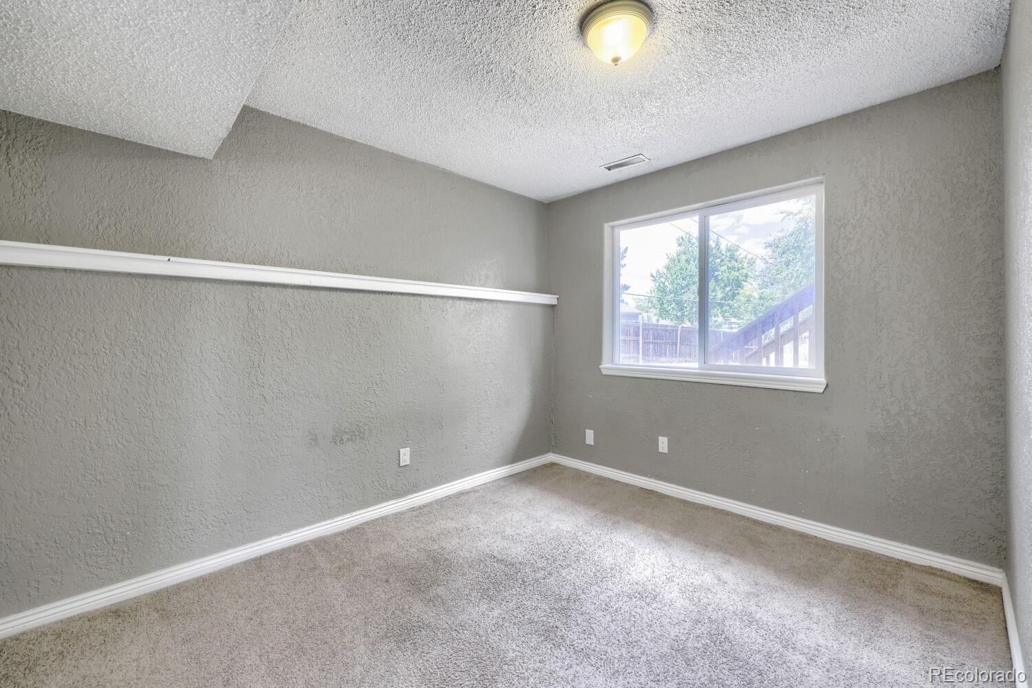 MLS Image #19 for 7530  hilltop circle,denver, Colorado