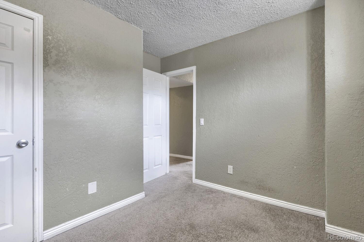 MLS Image #20 for 7530  hilltop circle,denver, Colorado