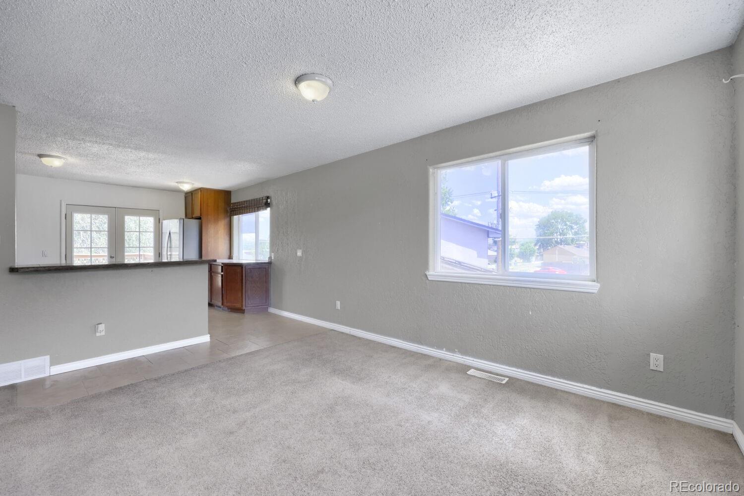MLS Image #5 for 7530  hilltop circle,denver, Colorado