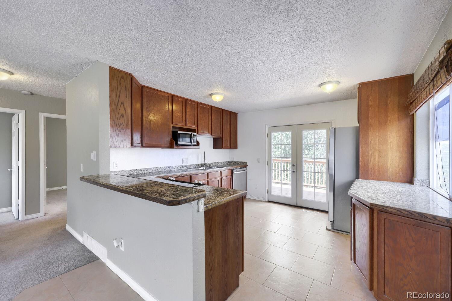 MLS Image #6 for 7530  hilltop circle,denver, Colorado