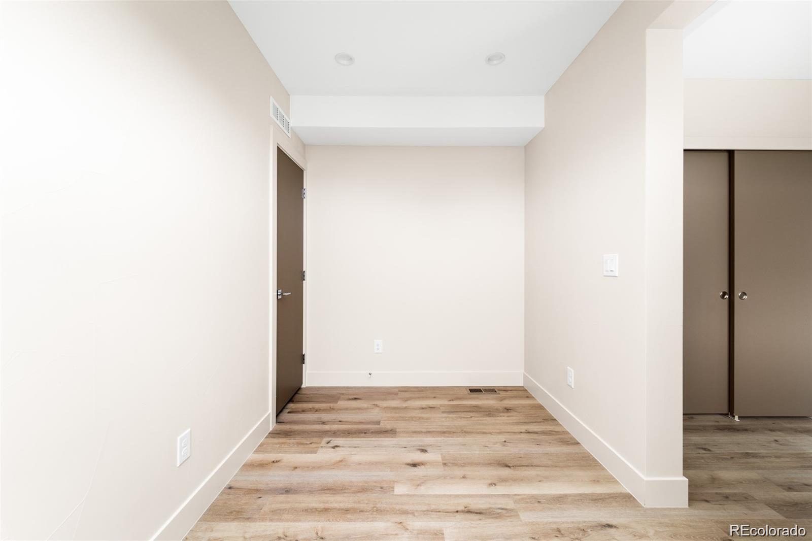 MLS Image #19 for 1314  yates street,denver, Colorado