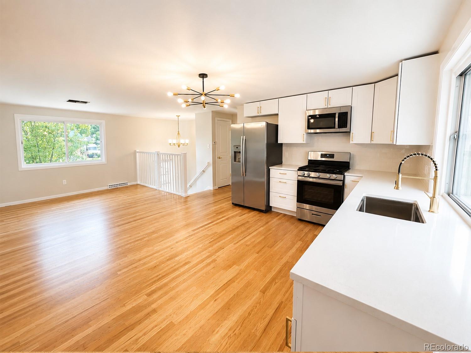 MLS Image #5 for 2862 s ivan way,denver, Colorado