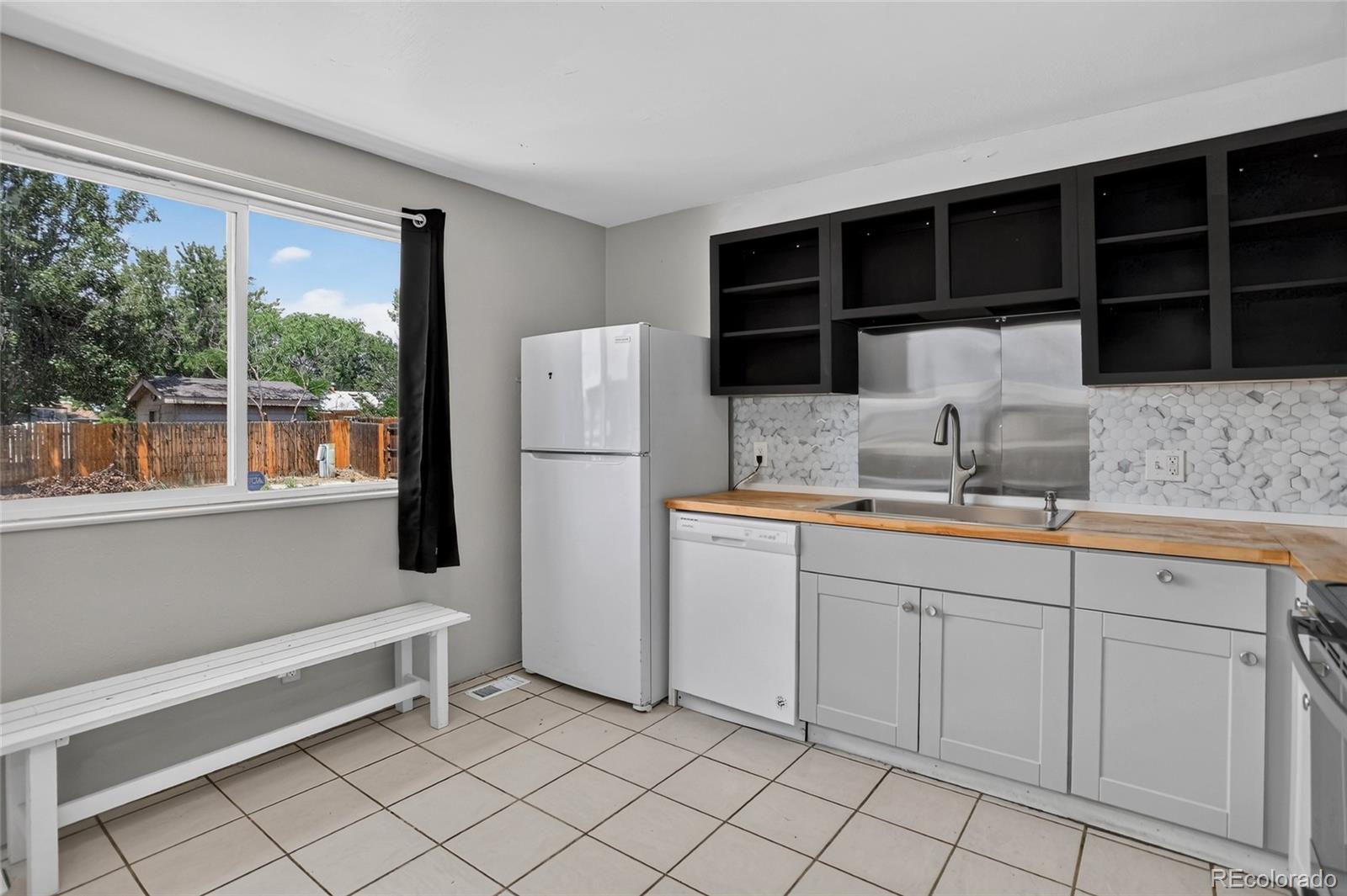 MLS Image #11 for 5353  billings street,denver, Colorado