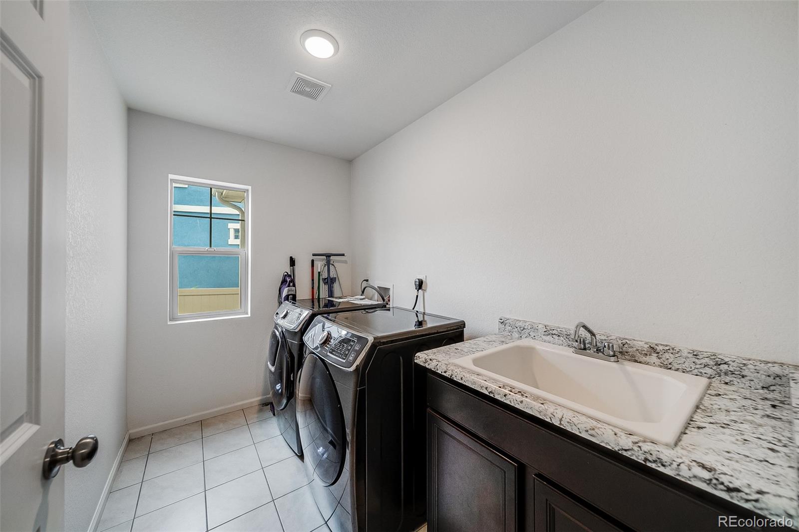 MLS Image #15 for 4974  liverpool street,denver, Colorado