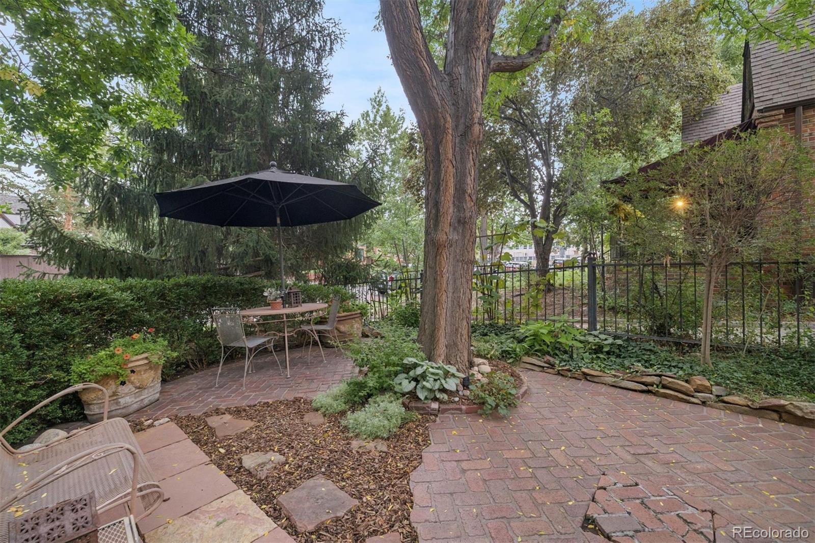 MLS Image #13 for 4330 e 6th avenue parkway,denver, Colorado