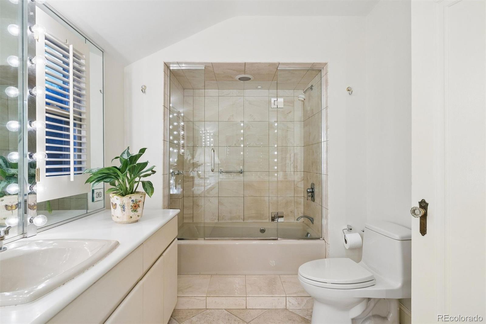 MLS Image #22 for 4330 e 6th avenue parkway,denver, Colorado