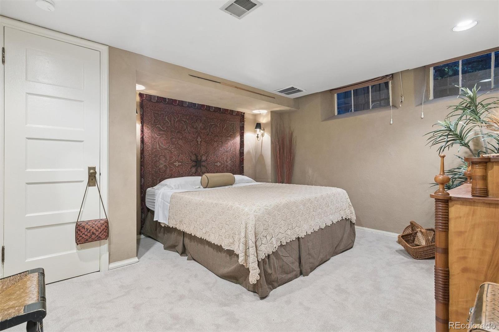 MLS Image #32 for 4330 e 6th avenue parkway,denver, Colorado