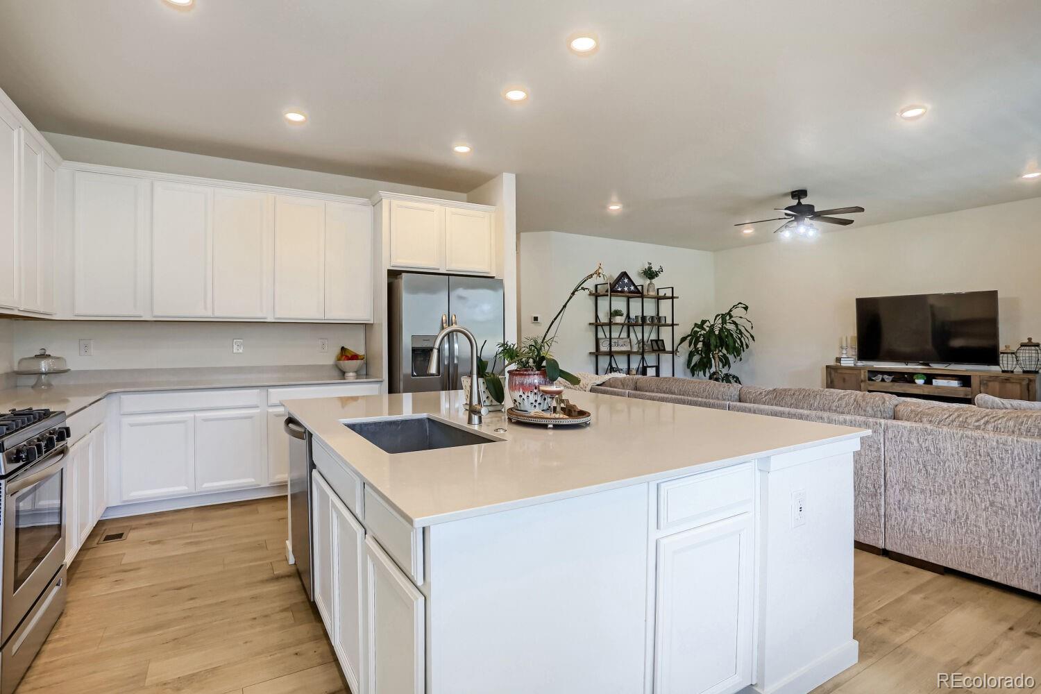 MLS Image #10 for 763  columbia street,johnstown, Colorado