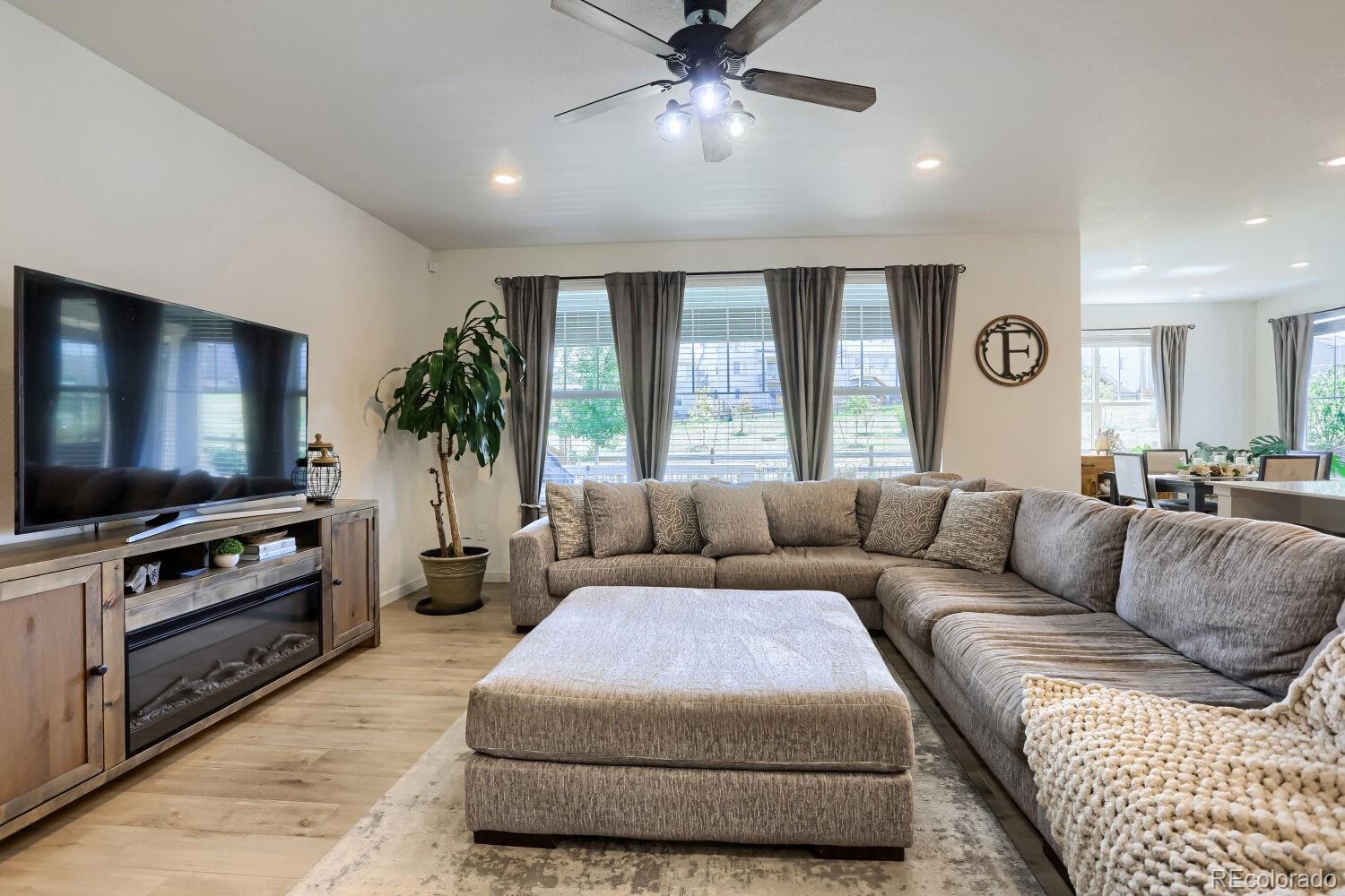 MLS Image #4 for 763  columbia street,johnstown, Colorado