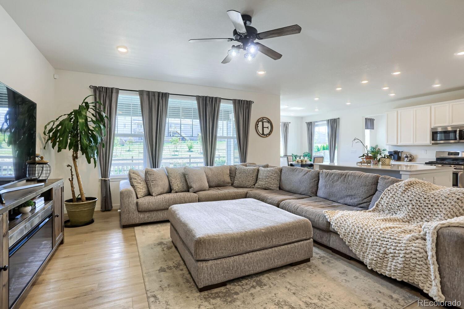 MLS Image #5 for 763  columbia street,johnstown, Colorado
