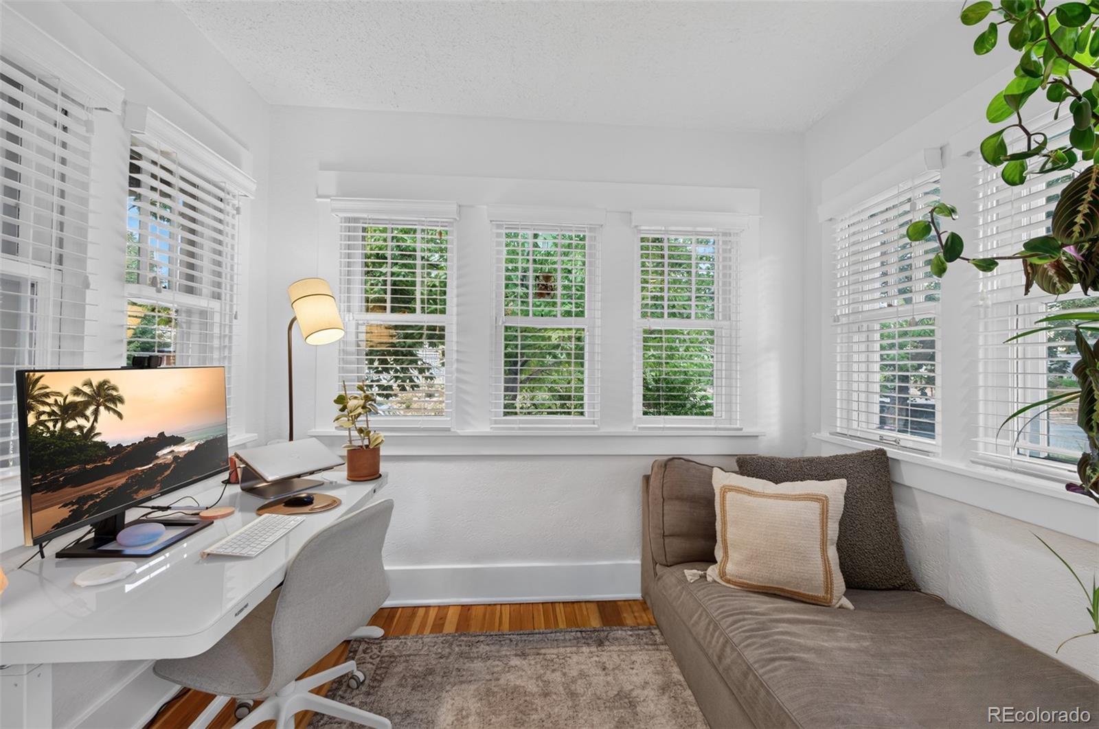 MLS Image #10 for 2060 s franklin street,denver, Colorado