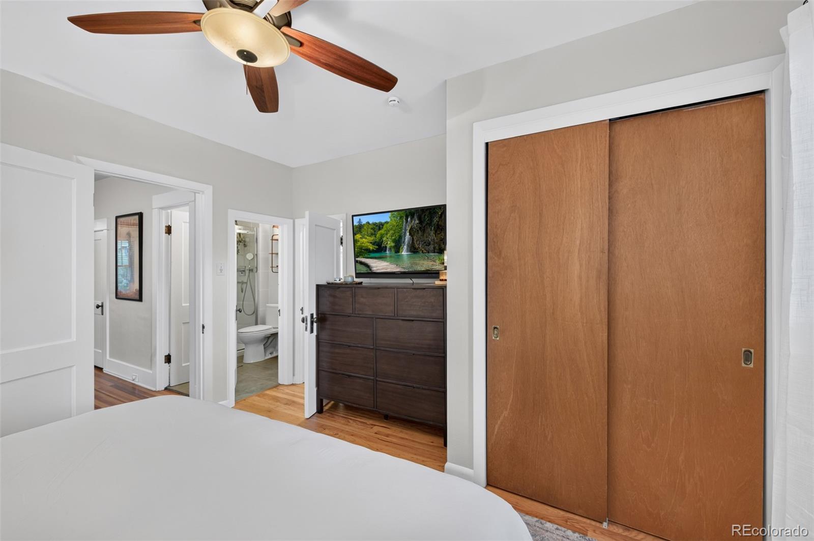 MLS Image #23 for 2060 s franklin street,denver, Colorado