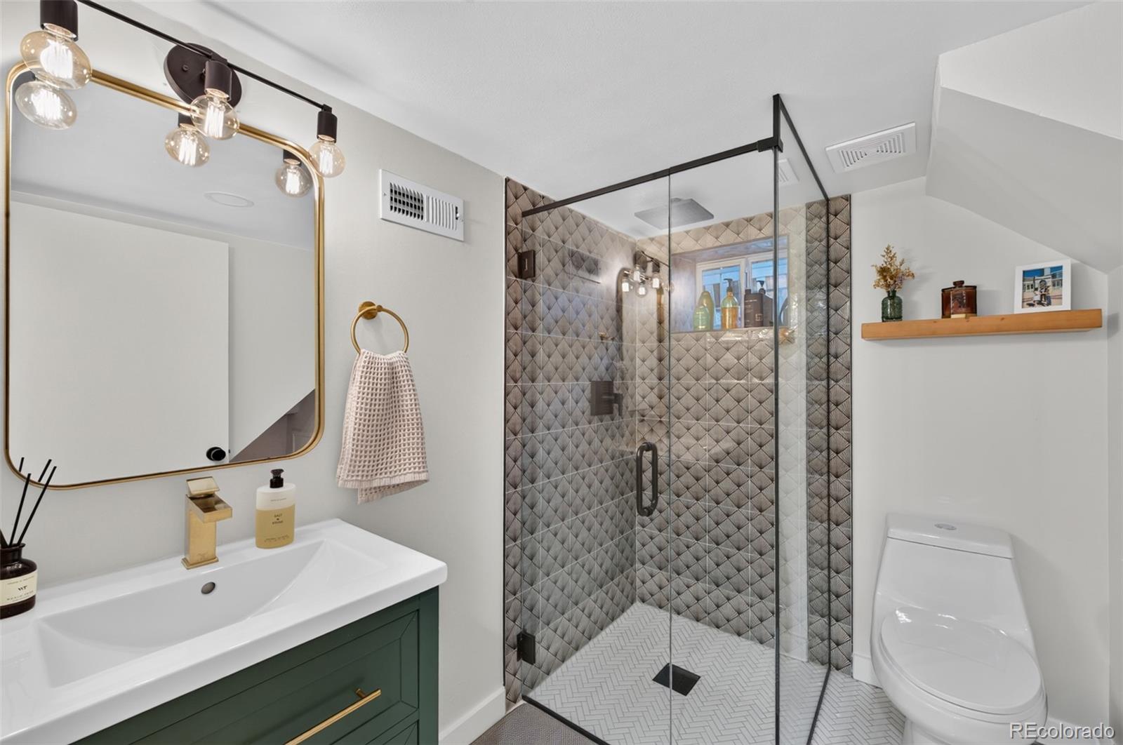MLS Image #27 for 2060 s franklin street,denver, Colorado