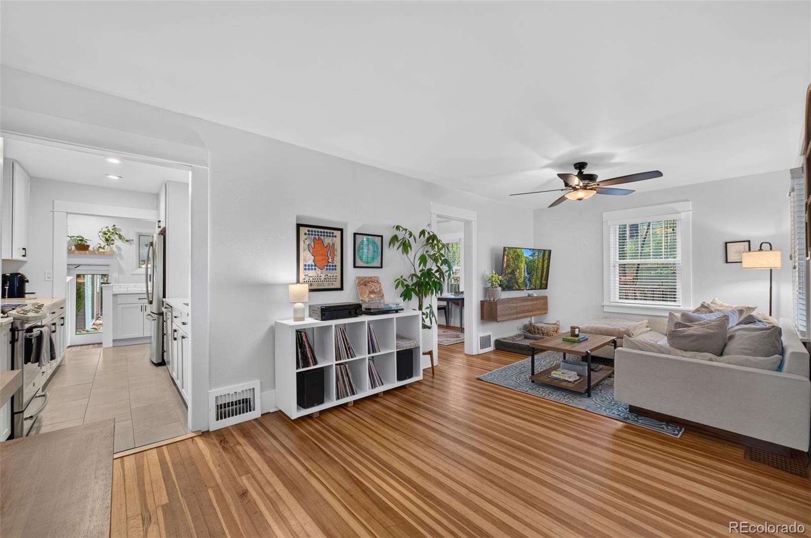 MLS Image #8 for 2060 s franklin street,denver, Colorado