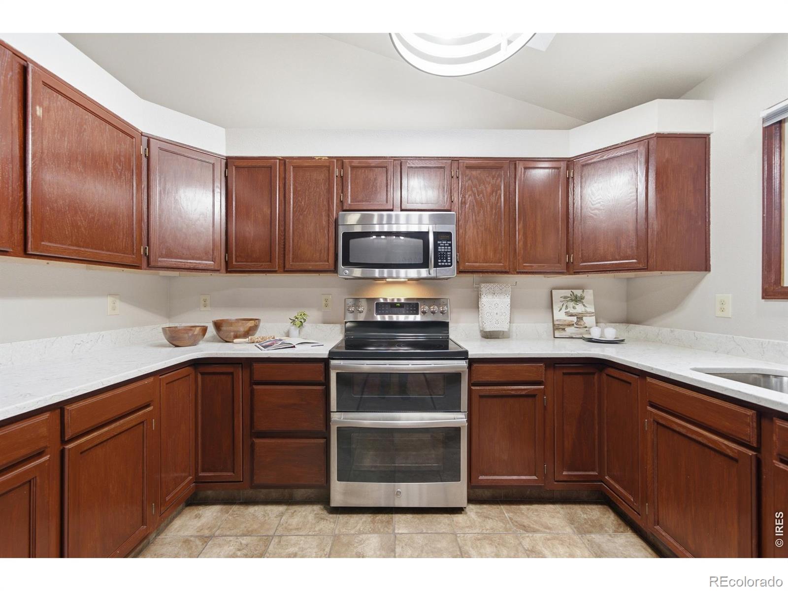 MLS Image #10 for 2342  hampshire court,fort collins, Colorado