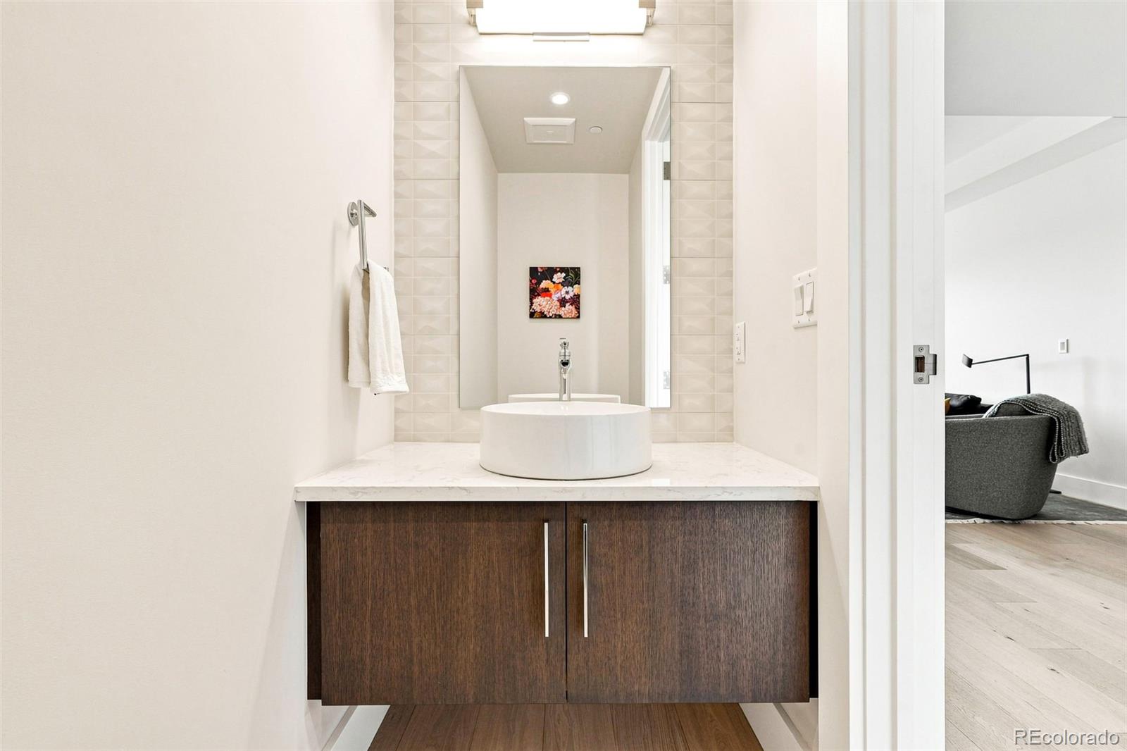 MLS Image #15 for 155  steele street,denver, Colorado